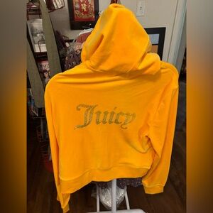 Special edition Juicy Couture Velour Track Suit
Size XL-NEW W/ TAGS- Yellow